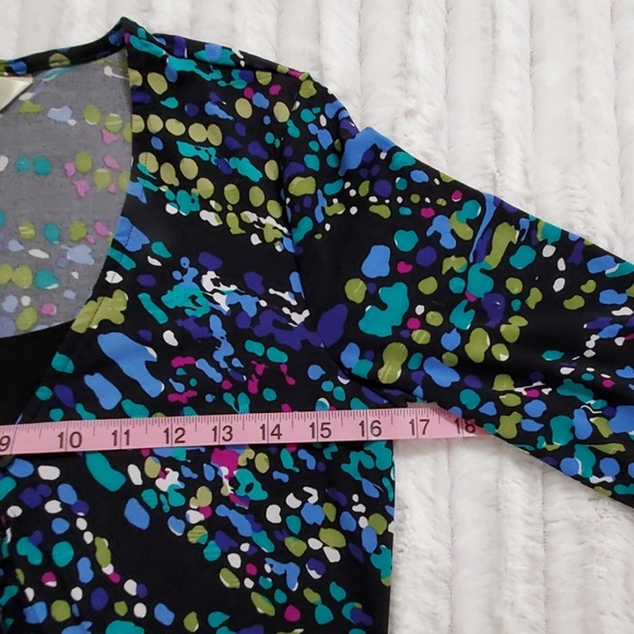 Passports Abstract Multicolor print top Black Under Top S - Picture 6 of 7